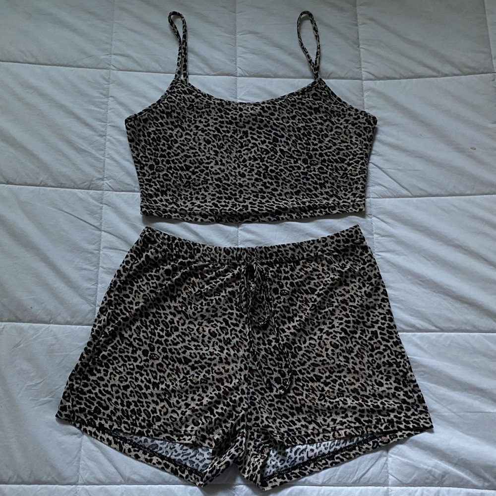 shein matching cheetah set